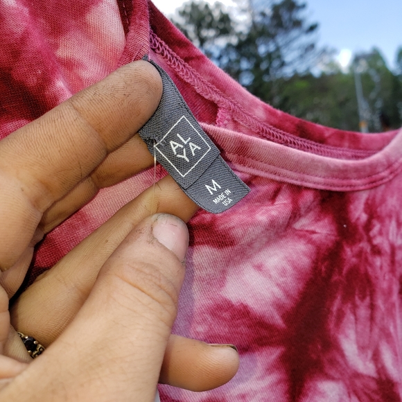 Red tye dye long sleeve t - Picture 3 of 4